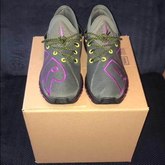 New Nike Air Max Flair ! - Picture 2 of 3